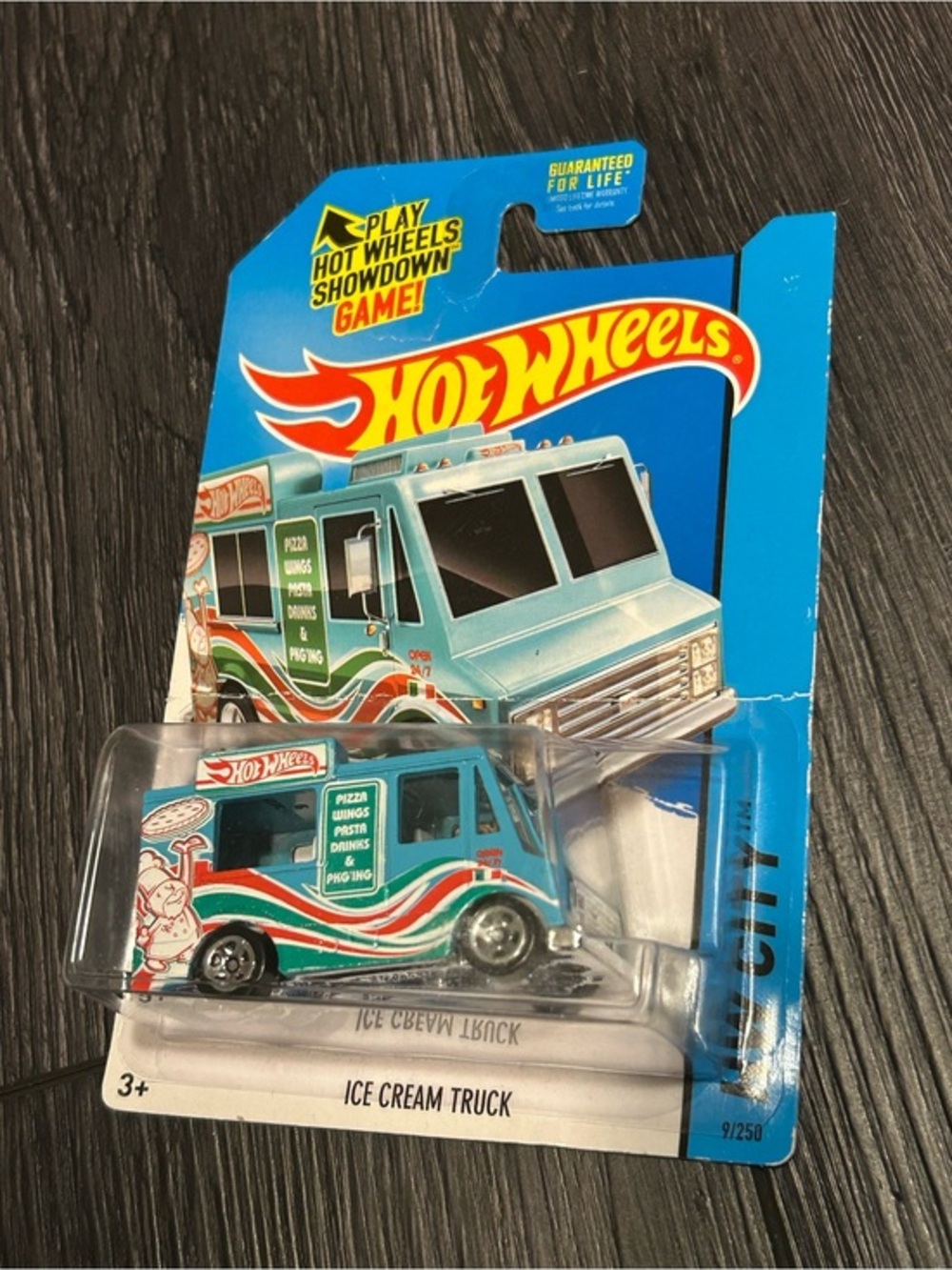 2014 HOT WHEELS ICE CREAM TRUCK HW CITY WORKS 9/250 TEAL Pizza Wings Pasta